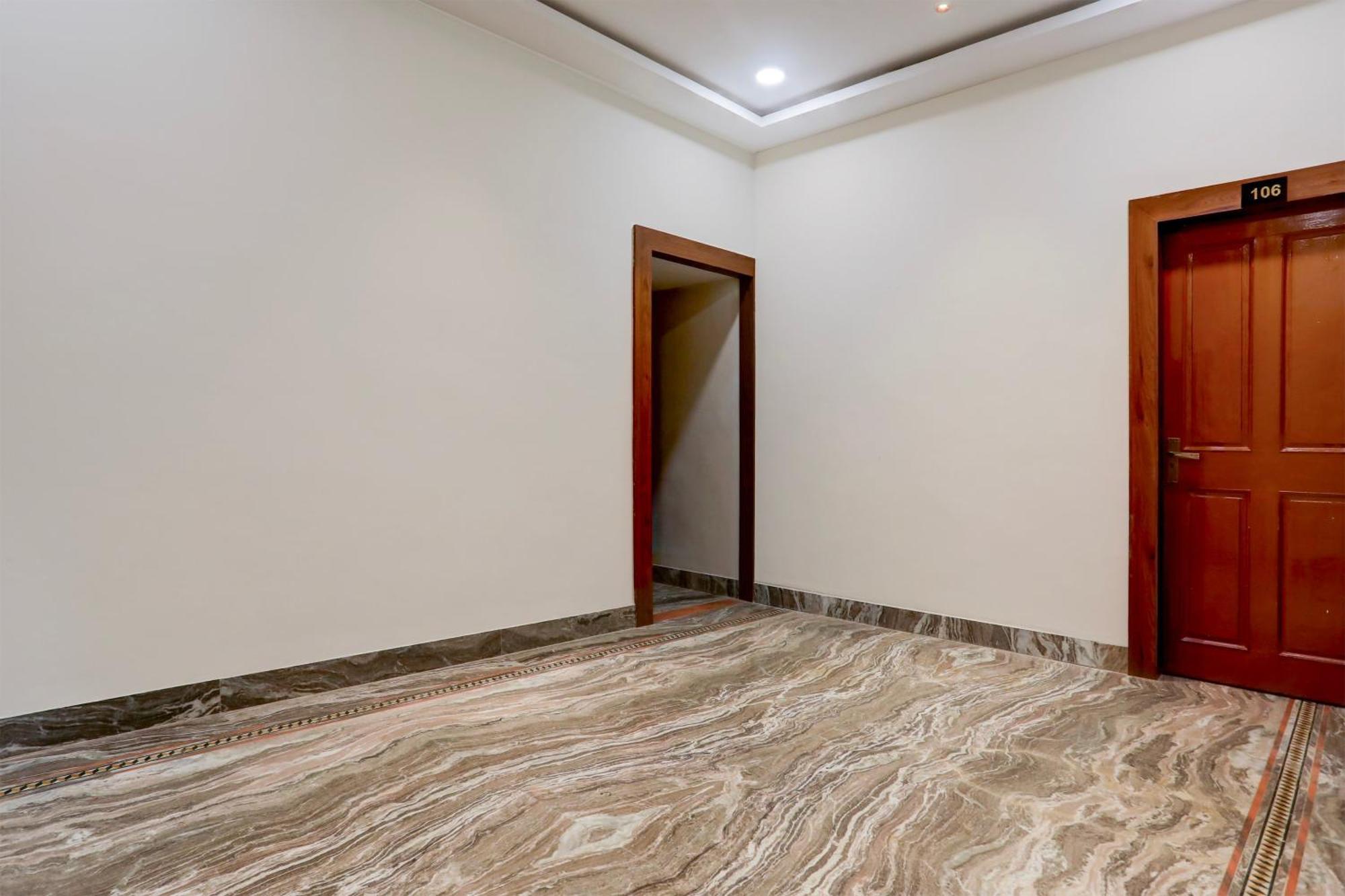Hotel O Currency Inn Rāipur Zewnętrze zdjęcie